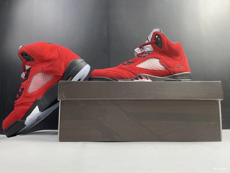 DD0587-600 Bull” “Raging 5 Air Jordan  0325